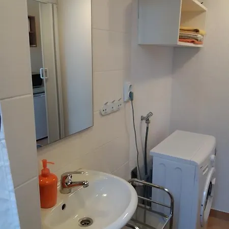 Sirena Apartment *